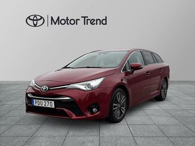 Röd Begagnad 2017 Toyota Avensis Edition Kombi | 159 900 kr (Marknadspris)