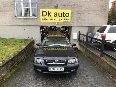 Begagnad Volvo V40 122 HK (89 kW) 2004 Kombi