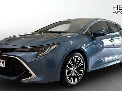 Blå Begagnad 2019 Toyota Corolla Hybrid Halvkombi | 229 900 kr (Marknadspris)