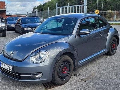 Begagnad VW Beetle 105 HK (77 kW) 2011 Mörkgrå Halvkombi