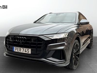 Begagnad Audi Q8 S-Line 286 HK (210 kW) 2021 Daytonagrå pärleffekt SUV