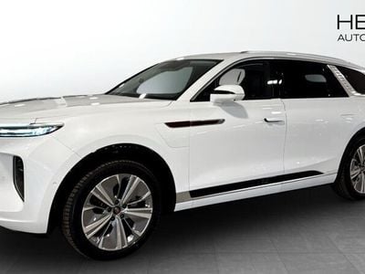 Hongqi E-HS9