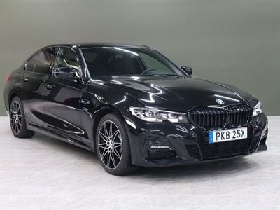BMW 330e