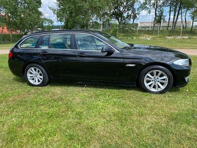 Svart Begagnad 2013 BMW 520 Kombi | 89 900 kr (Superpris)