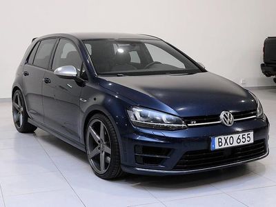 Mörkblå Begagnad 2014 VW Golf VII R Halvkombi | 179 900 kr (Marknadspris)
