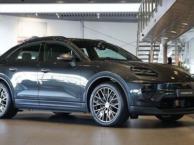 Porsche Macan 4 Electric