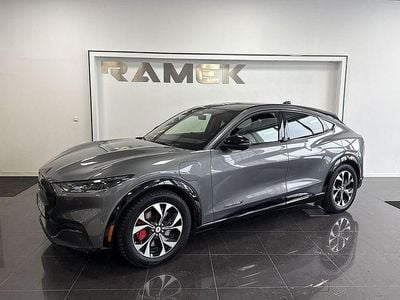Begagnad Ford Mustang Mach-E 275 kW (375 HK) 2021 Grå SUV
