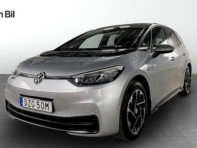 Begagnad VW ID.3 Pro Performance 150 kW (204 HK) 2023 Scale silver metallic bla Halvkombi