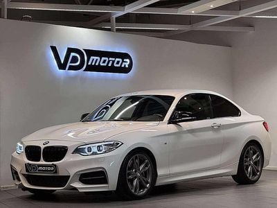 Vit Begagnad 2014 BMW M235 M Sport Sportkupé | 269 700 kr (Marknadspris)