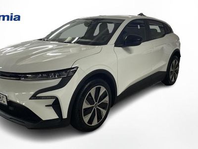 Vit Begagnad 2023 Renault Mégane IV Evolution | 254 000 kr (Marknadspris)