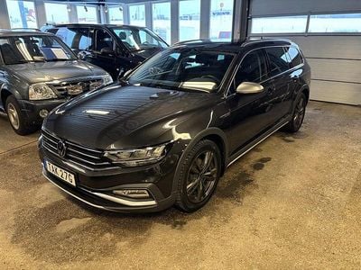 Begagnad VW Passat Alltrack 200 HK (147 kW) 2022 Grå Kombi