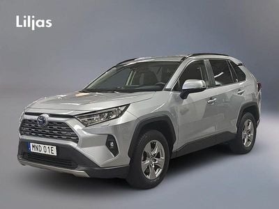 Silver Begagnad 2022 Toyota RAV4 Hybrid SUV | 339 000 kr (Superpris)