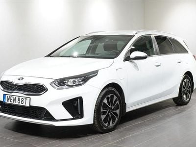 Begagnad Kia Ceed Sportswagon Advance 105 HK (77 kW) 2020 Vit Kombi