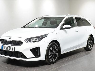 Begagnad Kia Ceed Sportswagon Advance 105 HK (77 kW) 2020 Vit Kombi