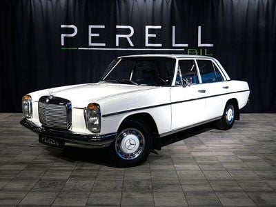 Begagnad Mercedes W115 95 HK (69 kW) 1973 Vit Sedan