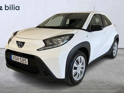 Vit Begagnad 2022 Toyota Aygo X Play SUV | 174 900 kr (Lite dyr)