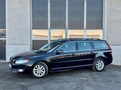 Begagnad Volvo V70 Momentum 181 HK (133 kW) 2014 Svart Kombi