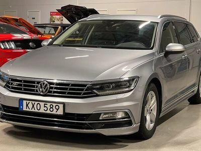 begagnad VW Passat 2.0TDI R-LINE AUT 4WD COKCPIT INKL V-HJUL 2019, Kombi