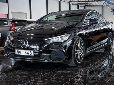 Svart Begagnad 2022 Mercedes EQE350 Avantgarde Sedan | 399 900 kr