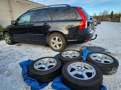 begagnad Volvo V50 1.8 Flex, Momentum, drag, värmare, S/Vhjul, servad