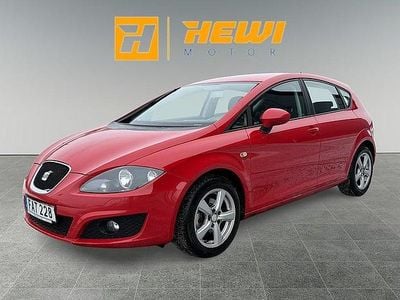 Begagnad Seat Leon Style 162 HK (119 kW) 2010 Röd Halvkombi