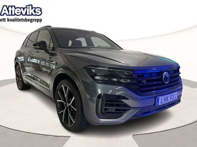 begagnad VW Touareg R eHybrid *moms 462hk/Pano/Innovation/Se Utr