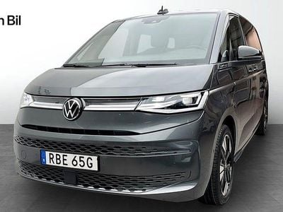 Grå Begagnad 2024 VW Multivan Style Van | 619 900 kr