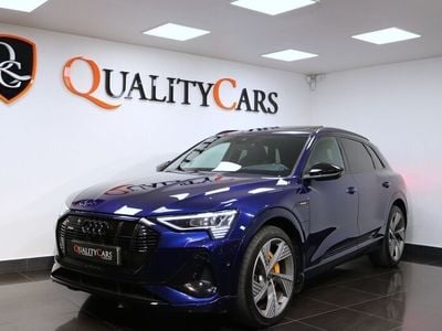 Begagnad Audi e-tron S-Line 300 kW (408 HK) 2020 Blå SUV