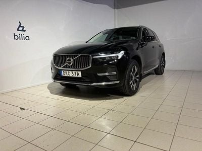 Svart Begagnad 2023 Volvo XC60 Core SUV | 344 500 kr (Bra pris)