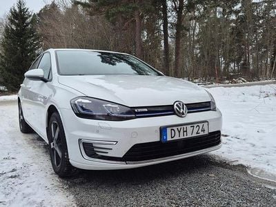 Begagnad VW e-Golf 100 kW (136 HK) 2019 Halvkombi