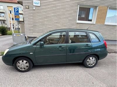 Suzuki Liana