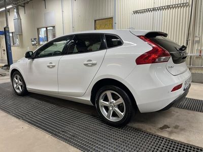 begagnad Volvo V40 D2 Kinetic Euro 6