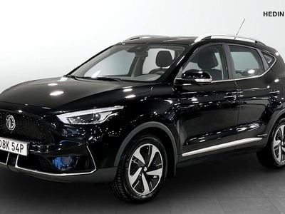 Begagnad MG ZS Luxury 114 kW (156 HK) 2022 Svart (black) Sedan