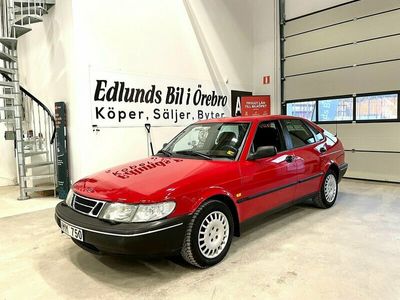 begagnad Saab 900 5-dörrar 2.0 130hk (12400mil)2ägare ny bes