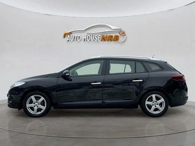 Begagnad Renault Mégane III 110 HK (80 kW) 2012 Svart
