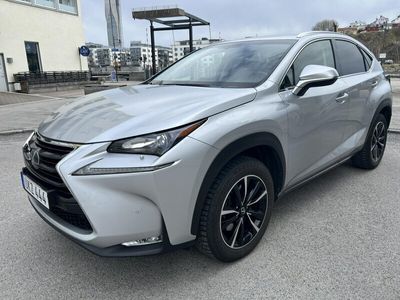 begagnad Lexus NX300h 2.5 E-CVT Euro 6 lågmil