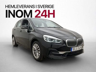 Begagnad BMW 225 Active Tourer Luxury Line 224 HK (164 kW) 2019 Svart Minibuss