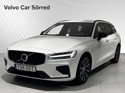 Vit Begagnad 2025 Volvo V60 Plus Kombi | 474 900 kr