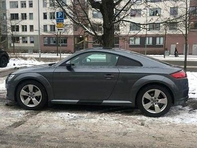 Begagnad Audi TT 180 HK (132 kW) 2016 Gray metallic Sportkupé