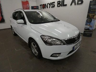 Begagnad Kia Ceed Sportswagon 128 HK (94 kW) 2012 Vit Kombi