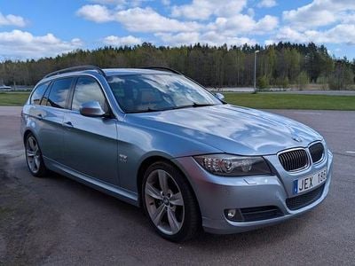 Begagnad 2009 BMW 330 Kombi | 145 000 kr (Marknadspris)