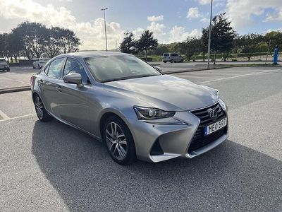 Lexus IS300h