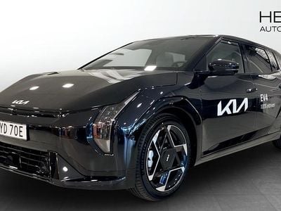 Svart (black) Begagnad 2025 Kia EV4 GT-Line Halvkombi | 519 900 kr (Superpris)