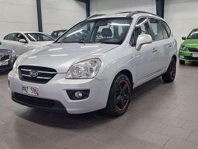 Begagnad Kia Carens 144 HK (105 kW) 2008 Silver Minibuss