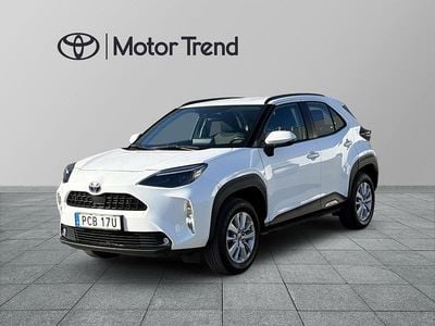 Begagnad Toyota Yaris Hybrid Active 117 HK (86 kW) 2023 Vit