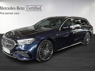 Mörkblå (blue) Begagnad 2025 Mercedes E300 Advanced Plus Kombi | 719 900 kr (Dyr)
