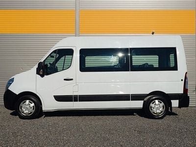 Nissan NV400