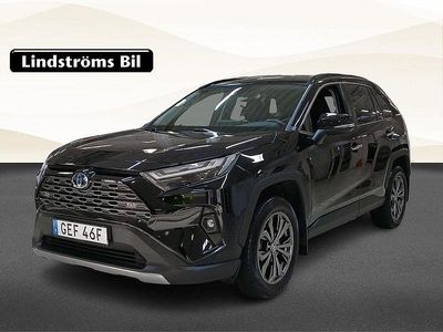 Svart Begagnad 2022 Toyota RAV4 Hybrid Executive SUV | 419 000 kr (Marknadspris)