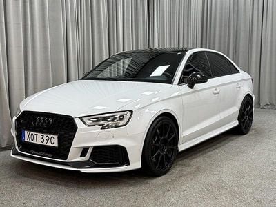 Glacier white metallic Begagnad 2019 Audi RS3 Exclusive Sedan | 429 900 kr (Bra pris)