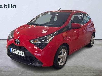 Begagnad Toyota Aygo 2019 Röd Halvkombi